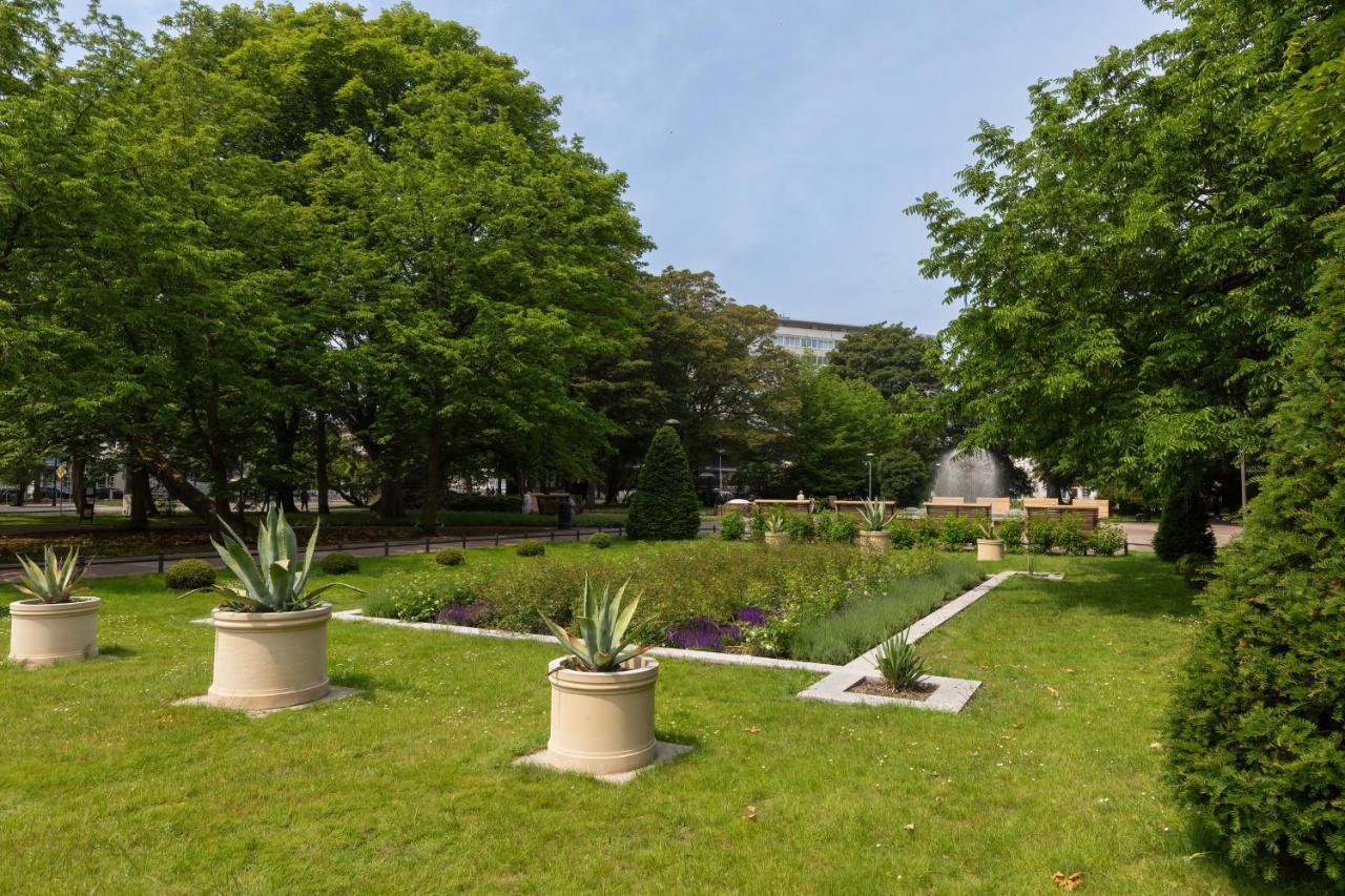 Seaside Apartamenty Centrum Park Kolobrzeg Bagian luar foto